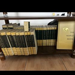 WORLD BOOK ENCYCLOPEDIA COMPLETE SET