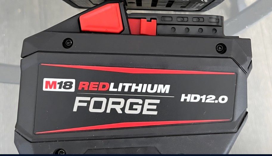 Brand New Lithium Forge MILWAUKEE BATTERY