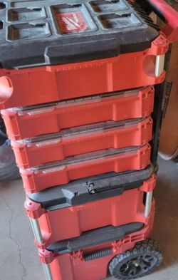 MILWAUKEE TOOL BOX SET