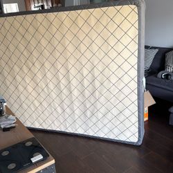 RENOV. FREEBIE - Queen Box spring and Frame.