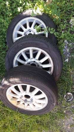 NISSAN ALTIMA OR MAXIMA RIM AND TIRES