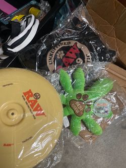 Smoke shop going out of business sale