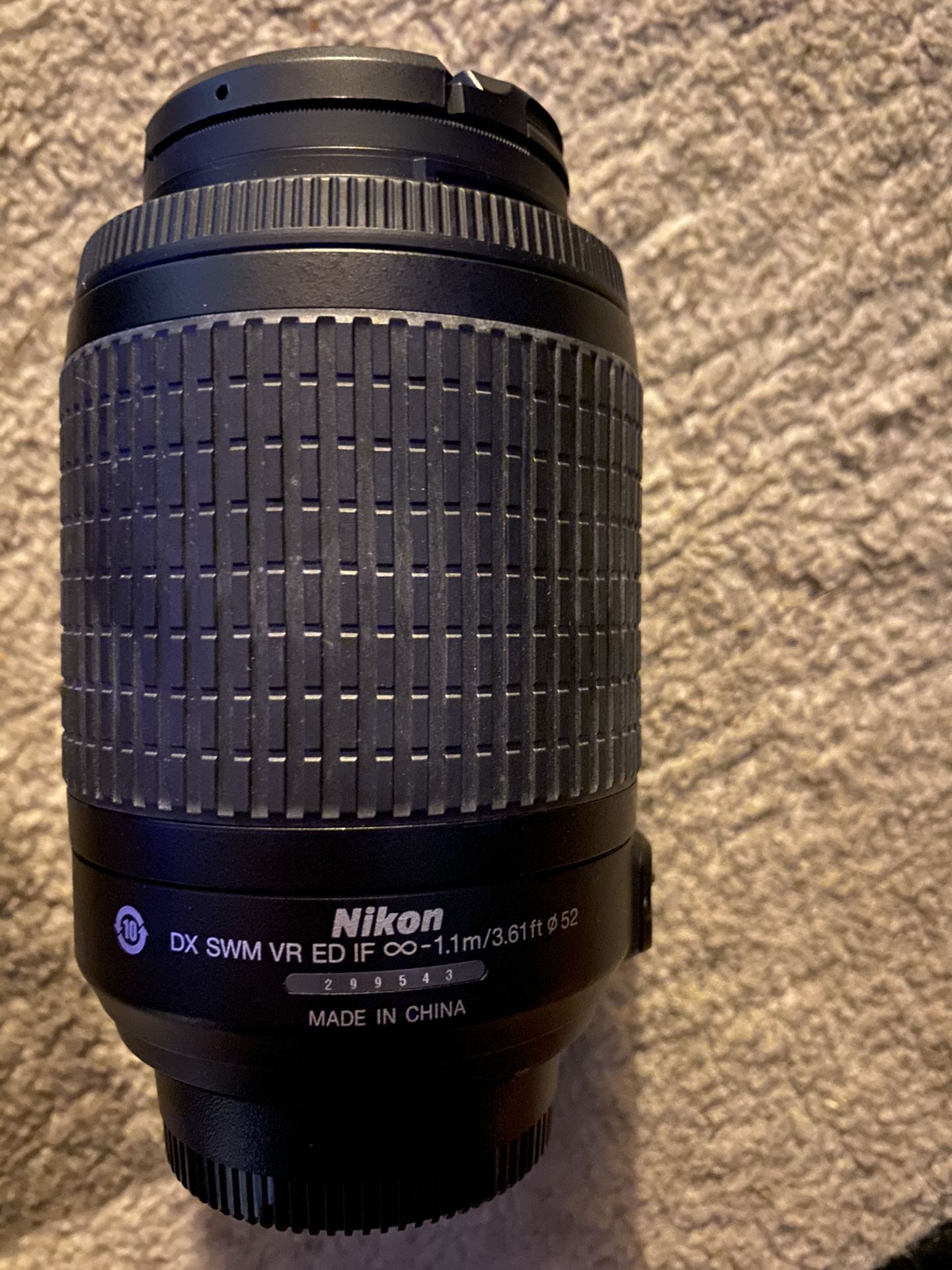 Nikon DX AF-S 55-200mm 1:4-5:6 ED Lens