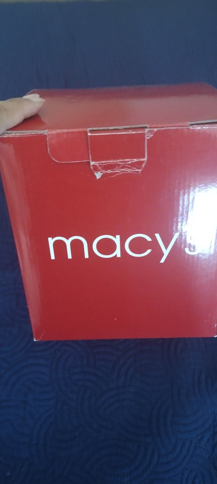 Macy's Thanksgiving Day rotating music globe