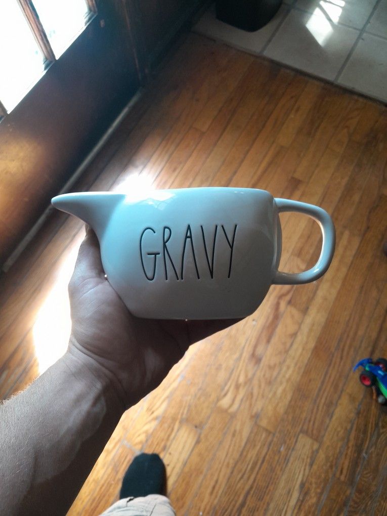 Ray Dunn Gravy Boat