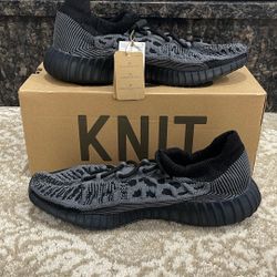 Yeezy 350 V2 Compact