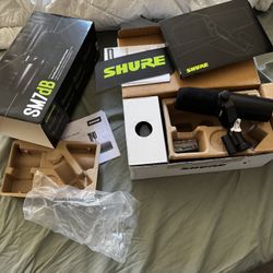 SHURE SM7dB Professional For Studio Microphone 🎙️ Brand New 