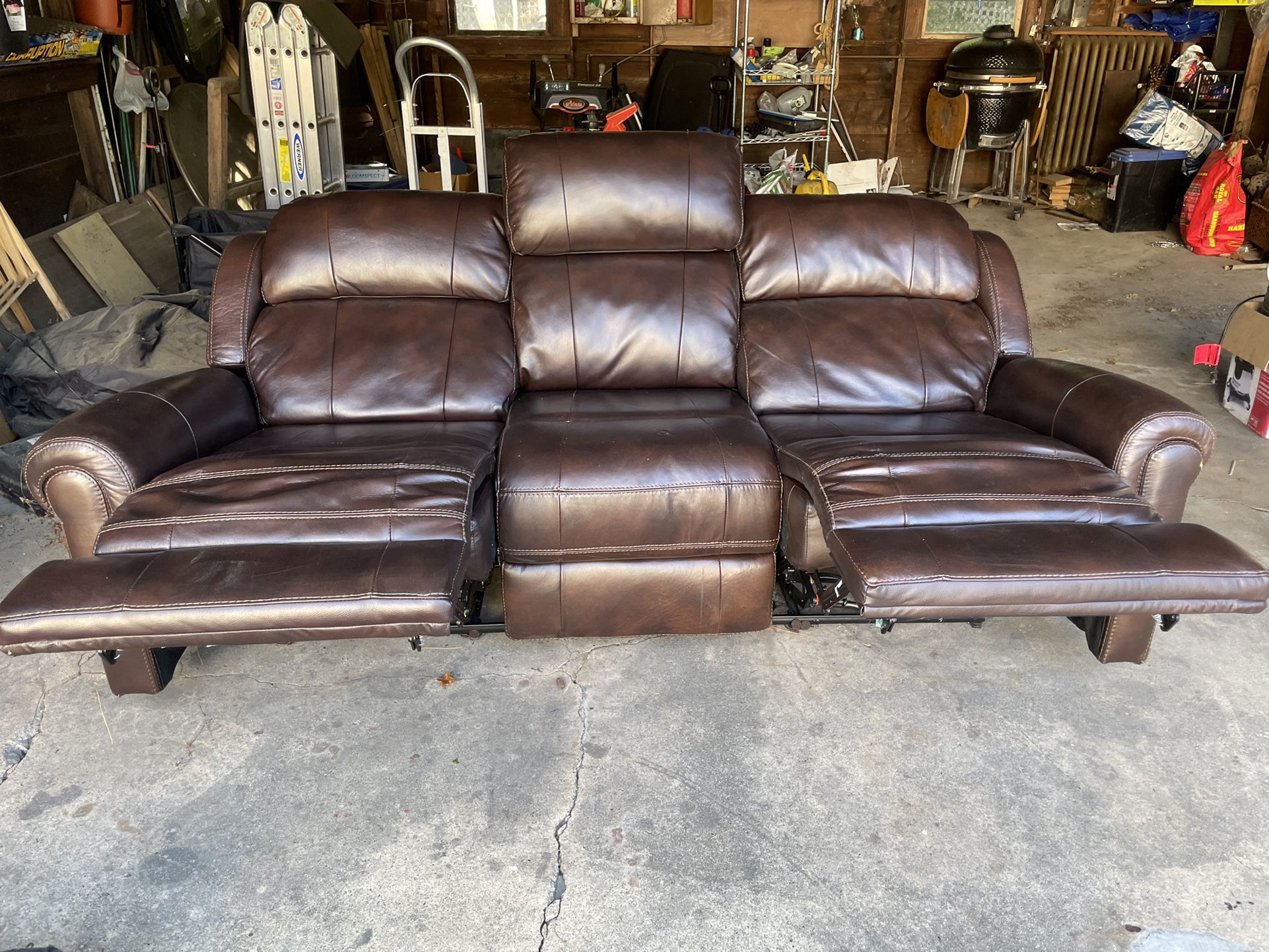 3seater Reclining Couch
