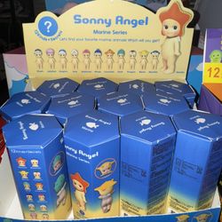 Sonny  Angel  Marin Series / Glow In The Dark Aliens Sonny Angel 