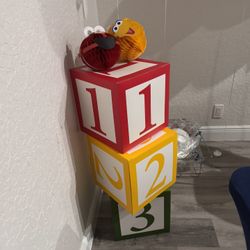 Sesame Street Or Elmo Decorations