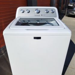 Just Like New!!! Maytag Bravos (MCT)  Washer with See-Thru Glass Lid and Huge, Stainless Steel Tub!!! Must See To Appreciate!!!

Like New Condition!!!