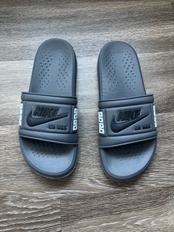 Men’s Slippers Sandals