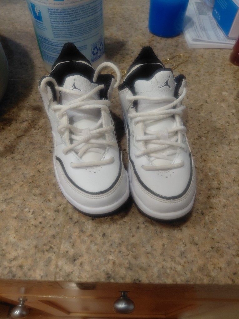 Jordans Brand New 
