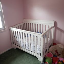 Baby Crib 