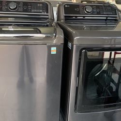 NICE SET WASHER AND DRYER