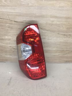 2014 2015 2016 2017 Toyota Tundra Left Tail light driver side