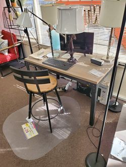 Desk or table new 125.00