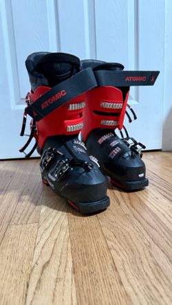 Atomic ski boots men’s mondo 26.5 (used for a weekend)
