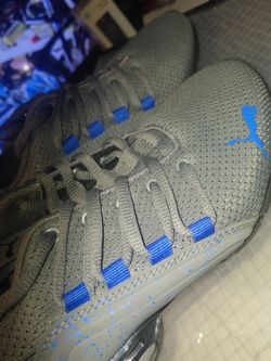 Puma tennis shoes