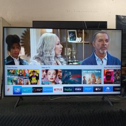 55 inch samsung 4k smart tv comes with remote shows great picture works perfect guaranteed