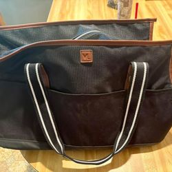 Dog carrier 