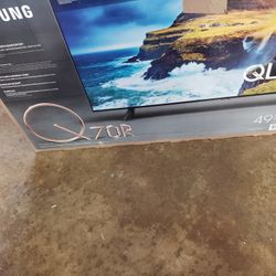 Tv Samsung 49", Q70R, 4k, Dynamic Cristal Color, Excellent