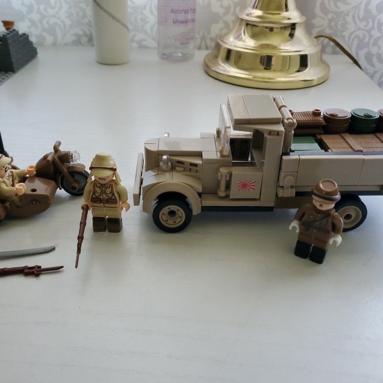 WW 2 JAPANESE SET for Sale in Hemet, CA - OfferUp