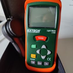 Extech LT300 light meter