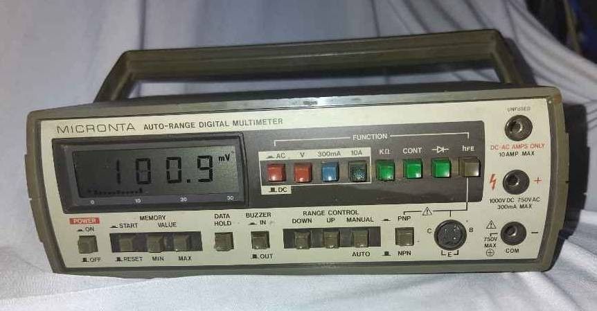 Vintage RadioShack Micronta 22-195 Benchtop Digital Multimeter