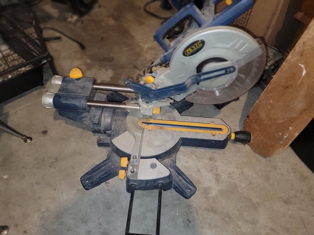 Gmc Global Machinery Redeye Slide Compound Miter Saw