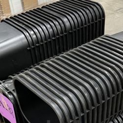 Rubber Maid Waste Basket 