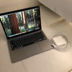 Apple MacBook Air 2020 13.3-inch 