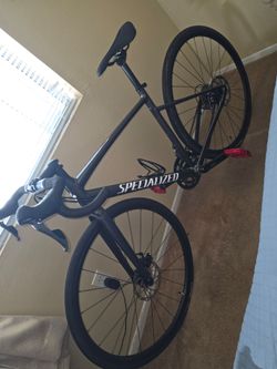 Specialized This is a Specialized Allez road bike 52 size bike 850 like new