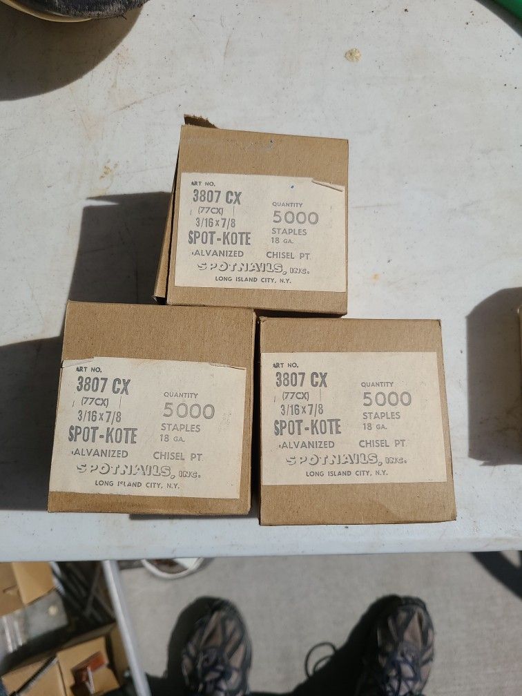 3/16x7/8 Staples