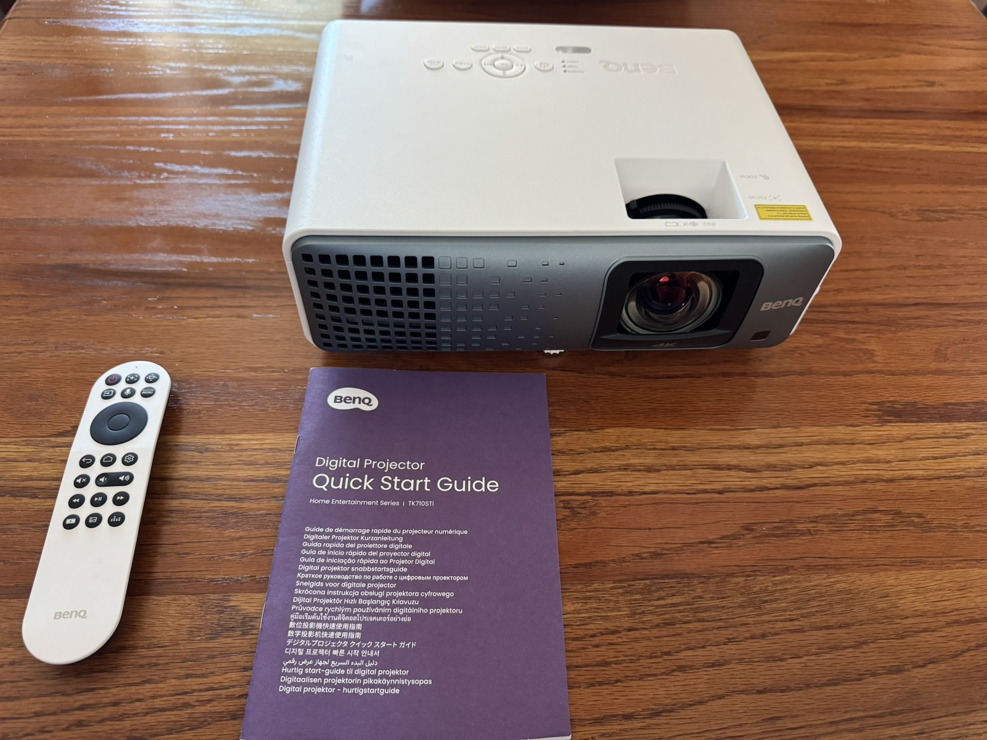 Benq TKI710STI Laser Short Throw Projector