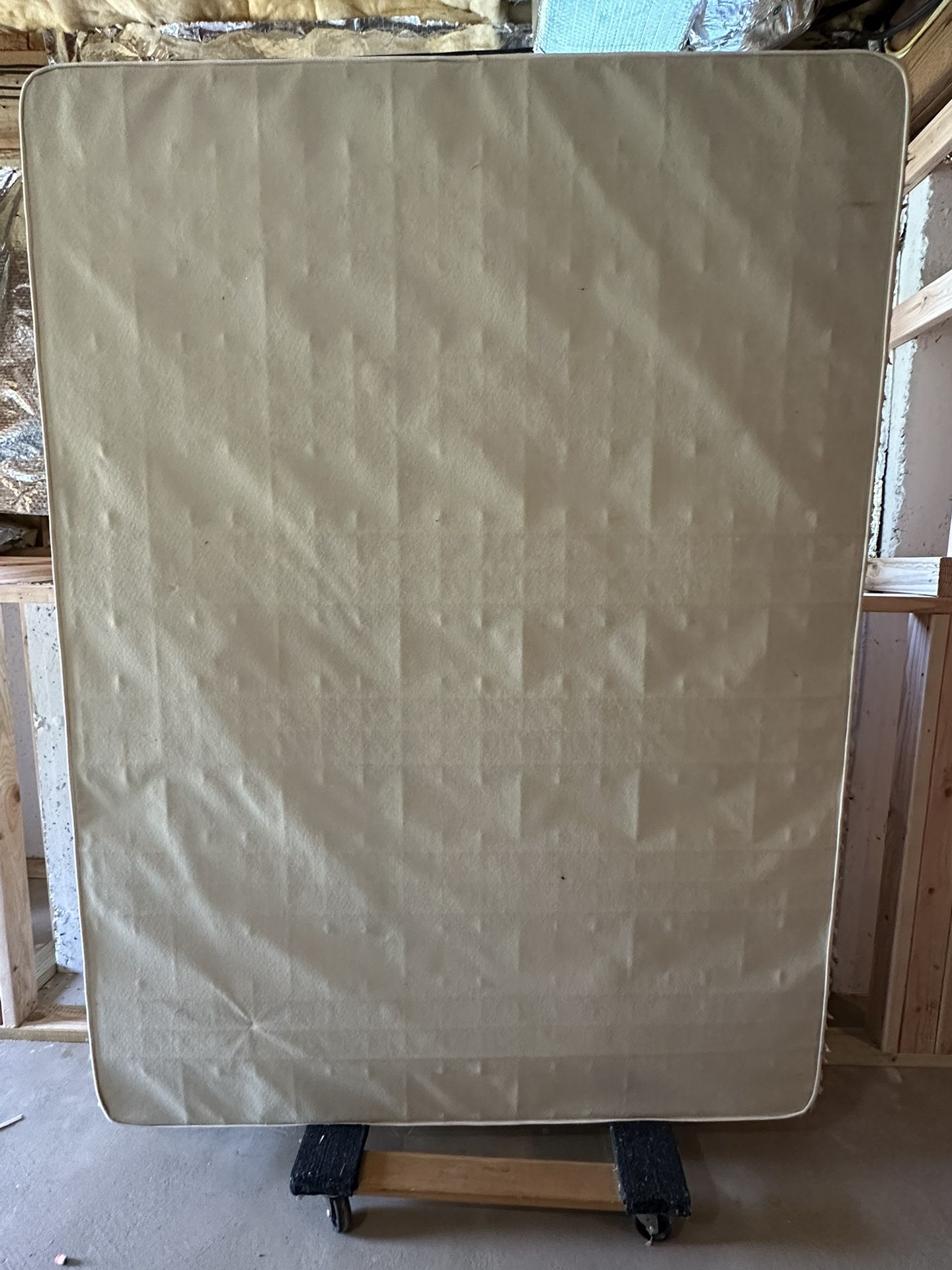 Queen Box Spring Good Condition