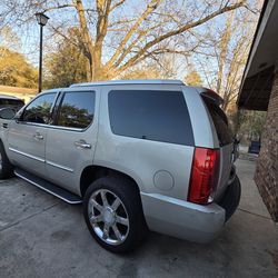 2008 Cadillac Escalade