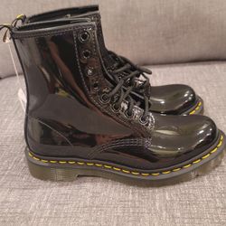 Dr. Martens 1460 Women's Leather Lace Up Boots Black Patent Lamper 11821 Size 7