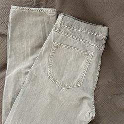 Banana Republic Jeans / Men’s 32x32 / Slim Fit / Light Grey Denim