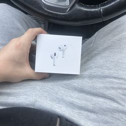 brand new airpod pros 3