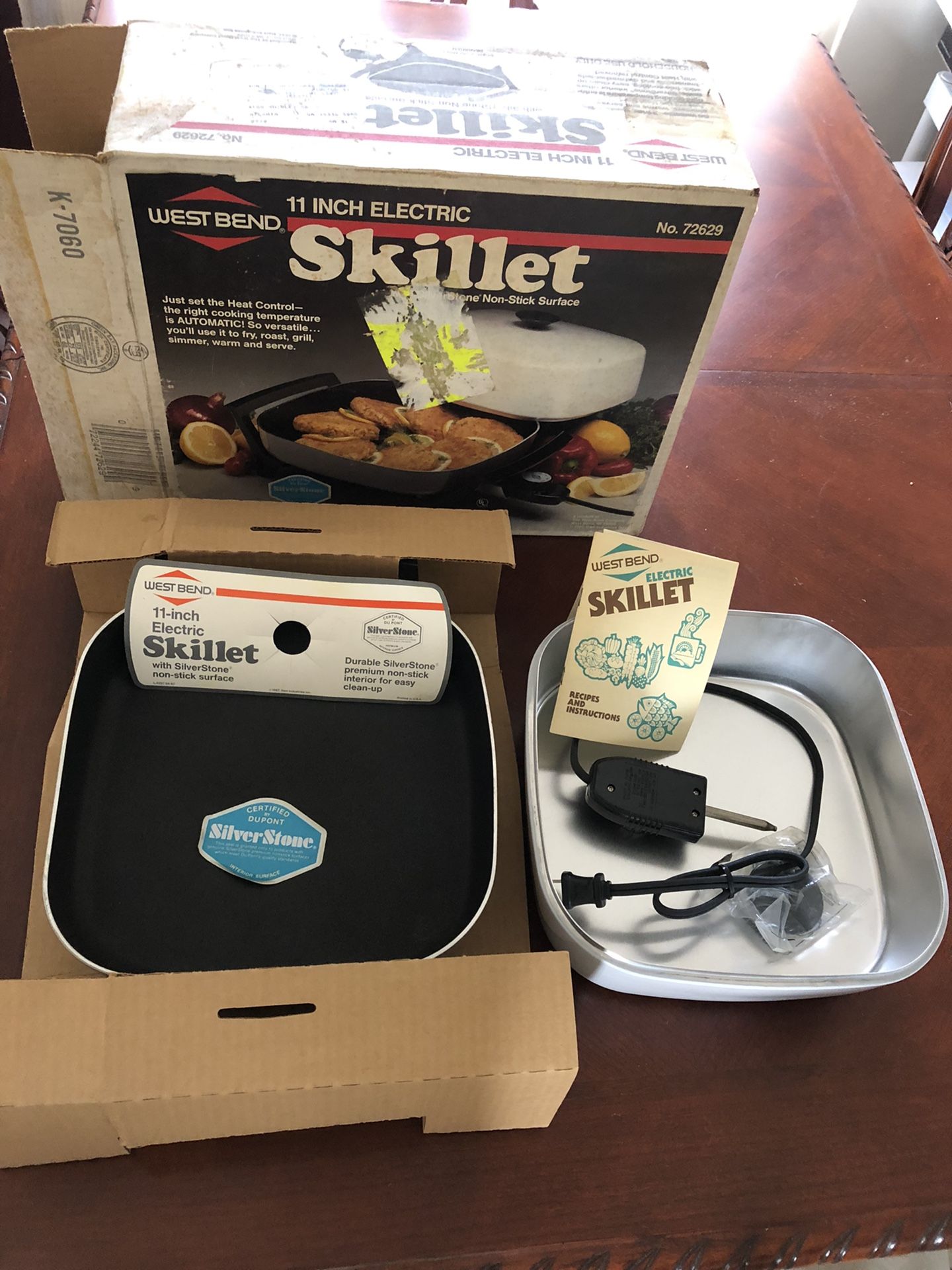 Skillet 11 Inch with Silver stone Non-stick Surface