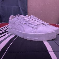 Used Women Puma Shoes