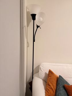Modern floor lamp- great condition