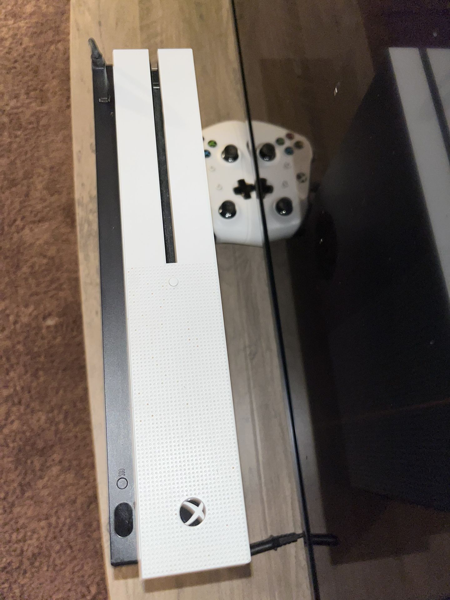 Xbox One S