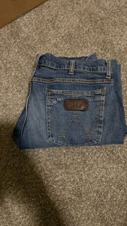 Wrangler retro slim boot 36x32 $15