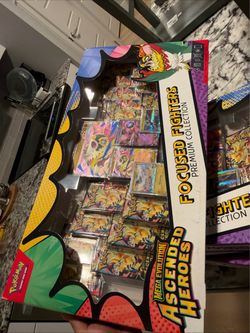 Ascended Heroes focus fighters premium collection