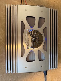 Old school Car Amp SoundStream Picasso Series Tarantula Logo Class AB 4 channel bridge mode 2channel 400watts rms perfect for midrange midbass midhigh