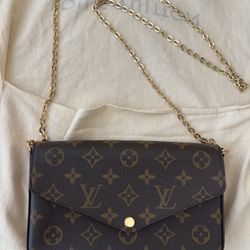 Louis Vuitton Pochette Felicie Handbag