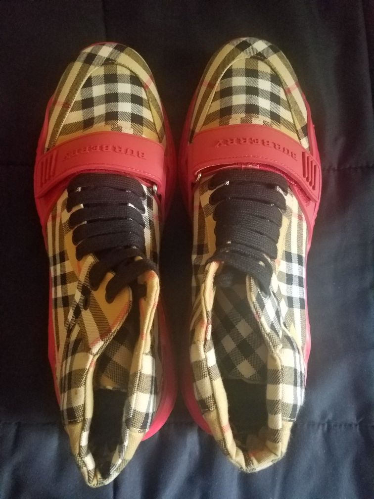 Burberry Shoe Size 8 1/2 Men