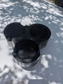 Car múltiple cups adapter